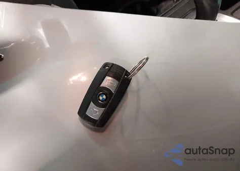 2008 BMW X5 4.8I z USA, uszkodzony, nr VIN 5UXFE83528L166479